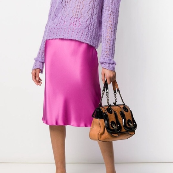 FENDI 2000’s B Nappa Vernice Bag - Picture 3 of 6